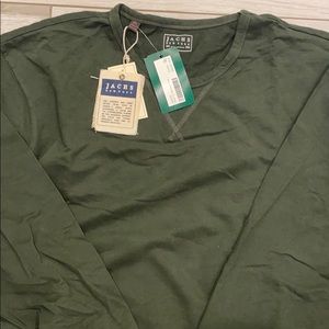 Men’s long sleeve green NWT Jach’s NY shirt.